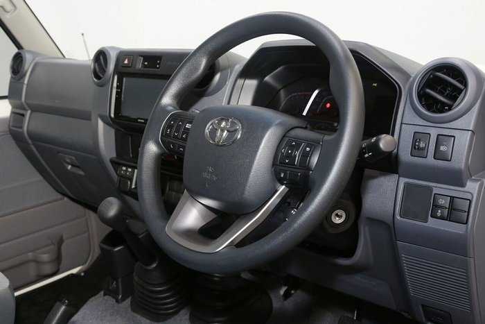 2025 Toyota Landcruiser GXL