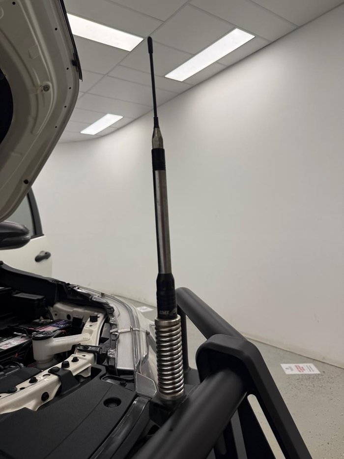 2021 Toyota Hilux SR GUN126R 4X4 Dual Range Glacier White