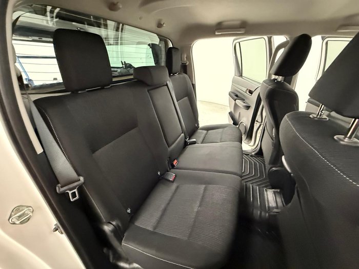 2021 Toyota Hilux SR GUN126R 4X4 Dual Range Glacier White