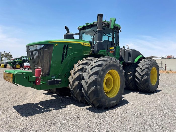 2022 John Deere 9R 590 Green