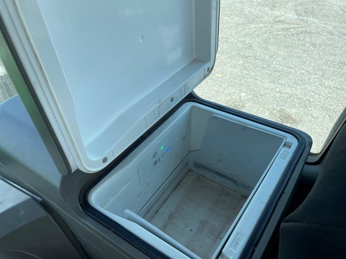 2022 John Deere 9R 590 Green