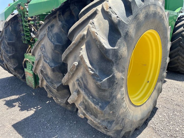 2022 John Deere 9R 590 Green