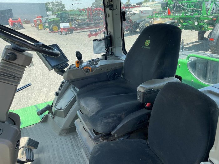 2022 John Deere 9R 590 Green