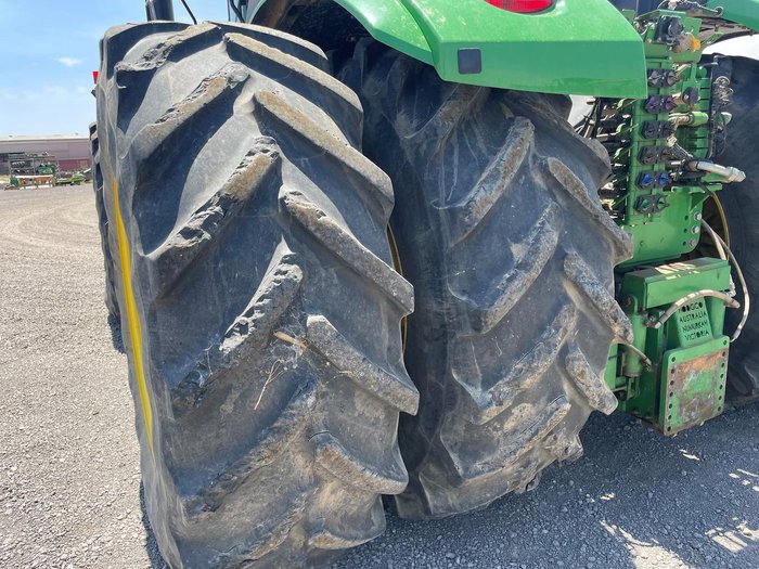 2022 John Deere 9R 590 Green