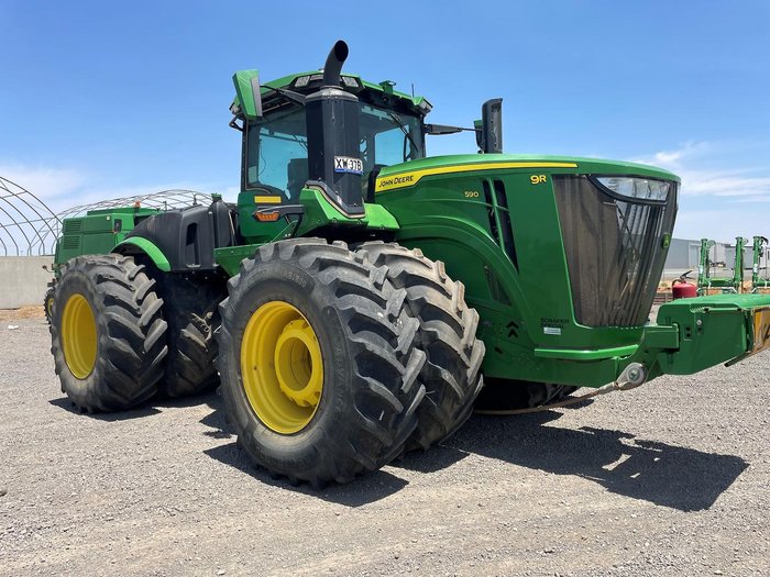2022 John Deere 9R 590 Green