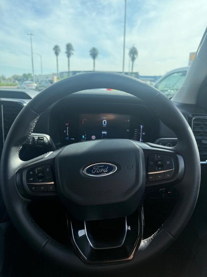 2025 Ford Everest Trend