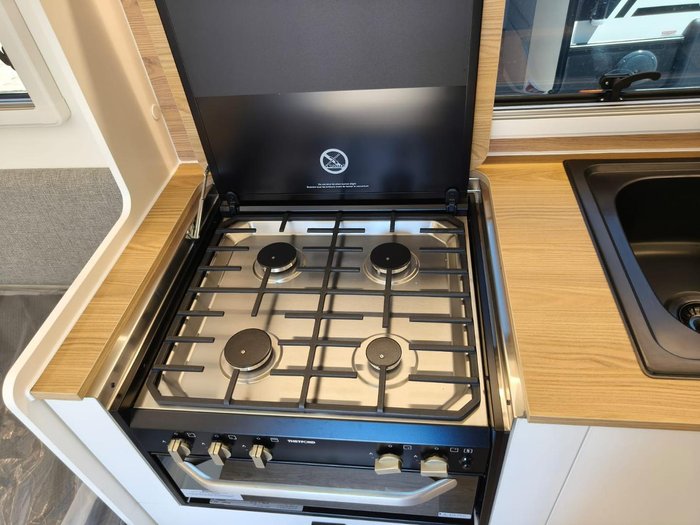 2025 New Age Caravans Manta Ray 15Ft Escape