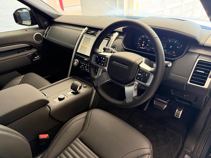 2025 Land Rover Discovery D350 Dynamic HSE