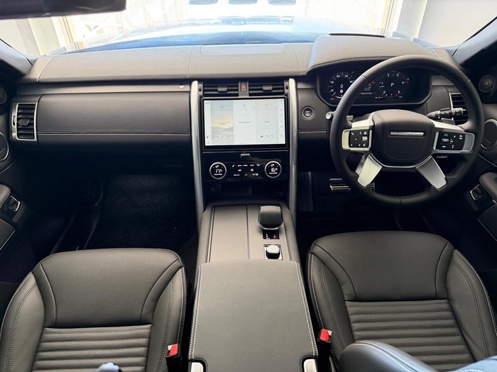 2025 Land Rover Discovery D350 Dynamic HSE