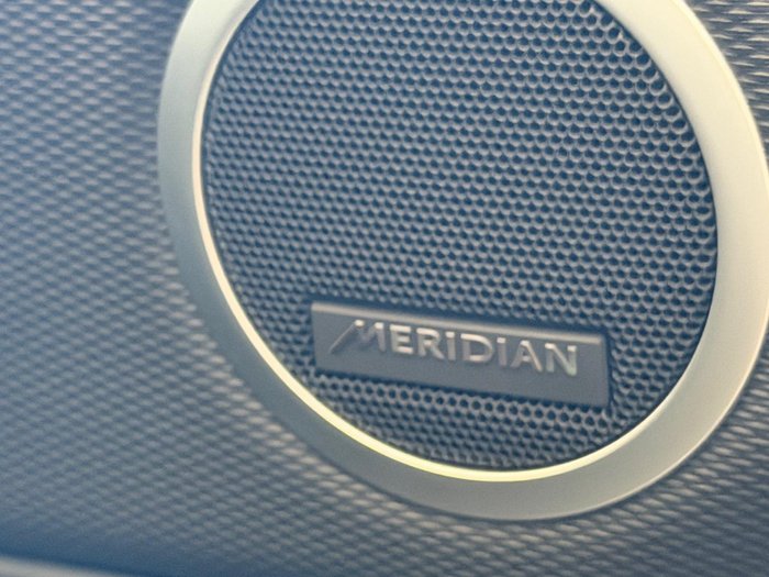 2025 Land Rover Discovery D350 Dynamic HSE