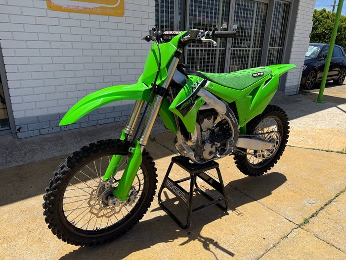 2023 Kawasaki KX250X LIME GREEN