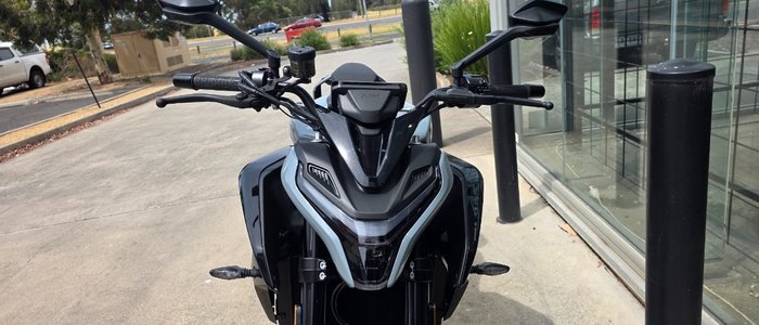 2025 CFMOTO 2025 CF MOTO 675CC 675NK ABS Aerolite Grey