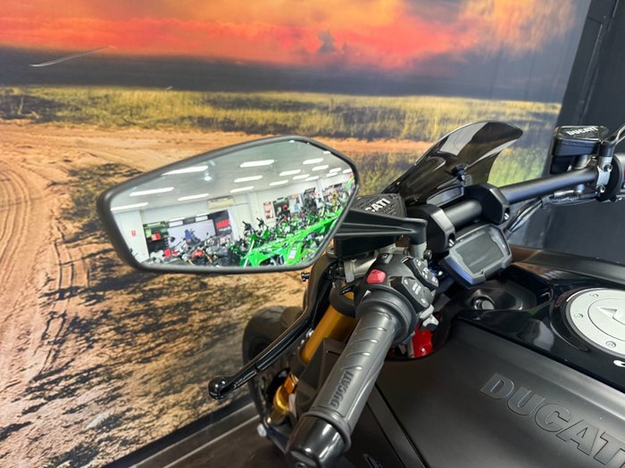 2021 Ducati DIAVEL 1260 S RED BLACK