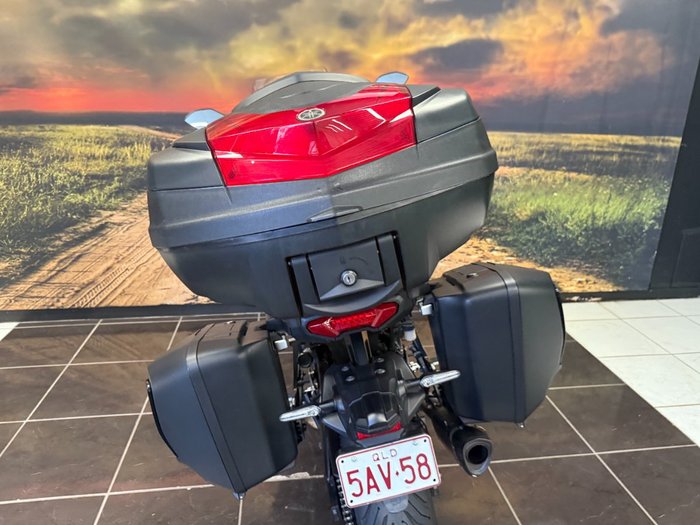 2022 Yamaha TRACER 9 GT (MT-09TRASP) SILVER