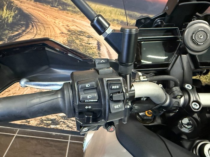 2022 Yamaha TRACER 9 GT (MT-09TRASP) SILVER