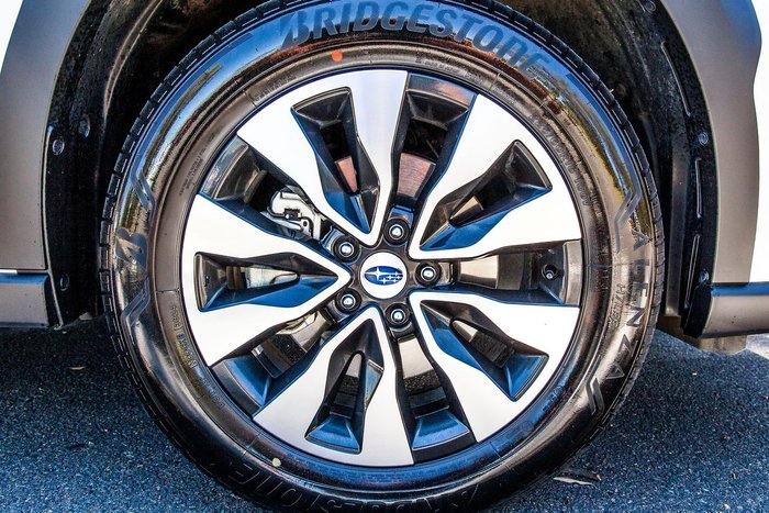 2024 Subaru Outback AWD Touring