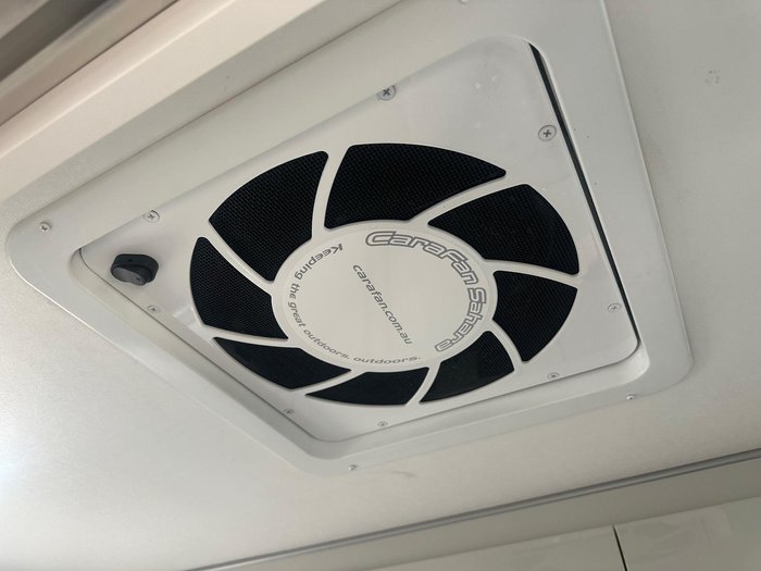 2022 JB Caravans 19'6 Dirt Road Xtreme Rear Door