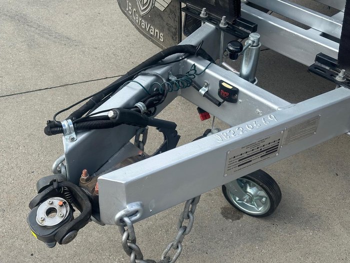 2022 JB Caravans 19'6 Dirt Road Xtreme Rear Door