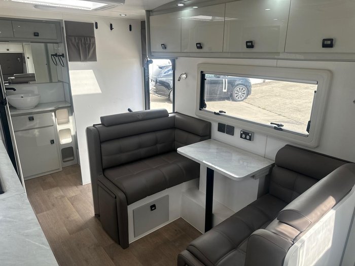 2022 JB Caravans 19'6 Dirt Road Xtreme Rear Door