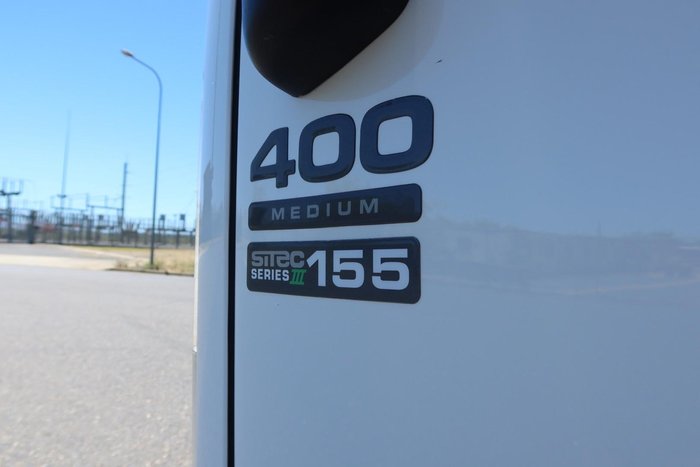 2013 Isuzu N Series NPR 400