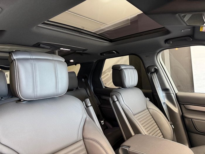 2025 Land Rover Discovery D350 Dynamic HSE