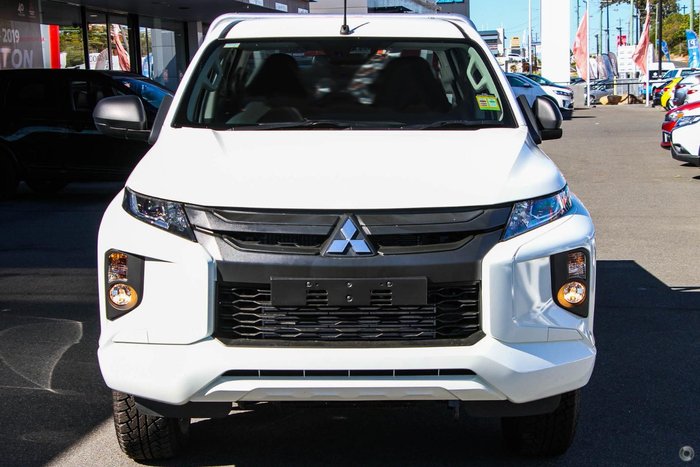 2019 Mitsubishi Triton GLX ADAS
