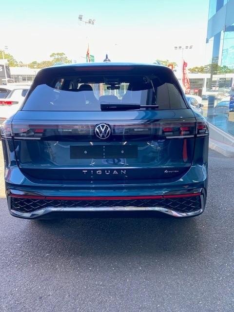 2025 Volkswagen Tiguan 150TSI R-Line