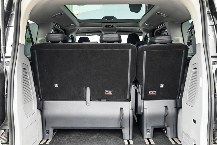 2025 Ford Tourneo Titanium X