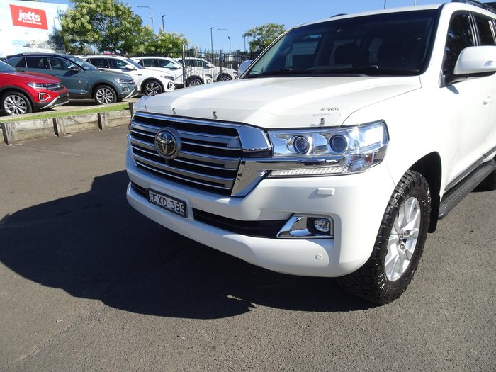 2016 Toyota Landcruiser Sahara VDJ200R 4X4 Dual Range Glacier White
