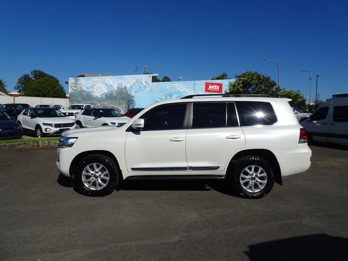2016 Toyota Landcruiser Sahara VDJ200R 4X4 Dual Range Glacier White