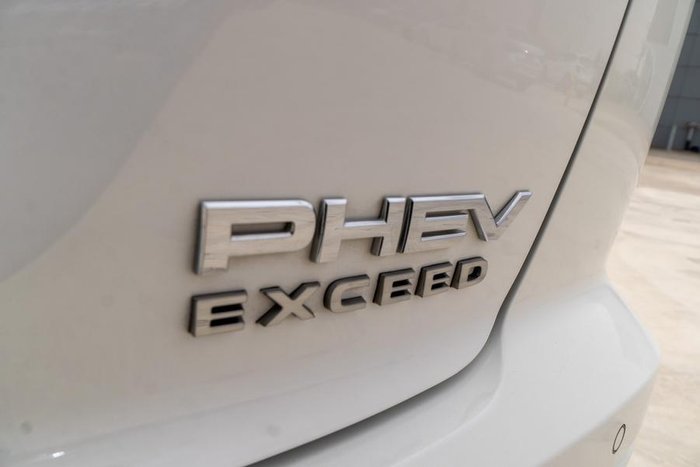 2022 Mitsubishi Eclipse Cross PHEV Exceed