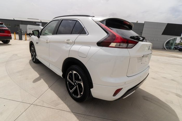 2022 Mitsubishi Eclipse Cross PHEV Exceed