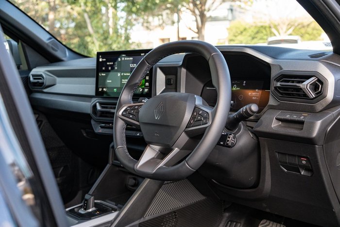 2025 Renault Duster Techno