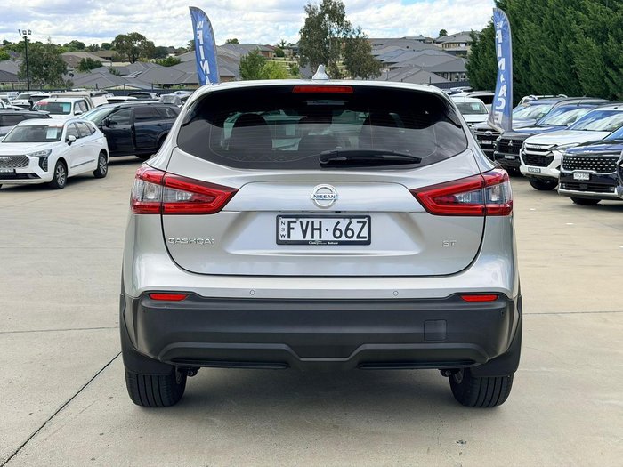 2018 Nissan QASHQAI ST