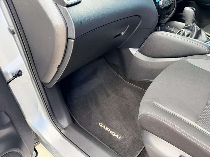 2018 Nissan QASHQAI ST