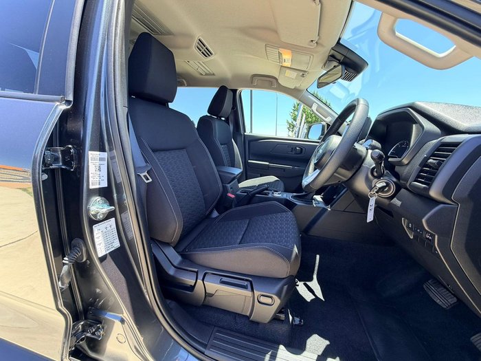 2025 Mitsubishi Triton GLX-R