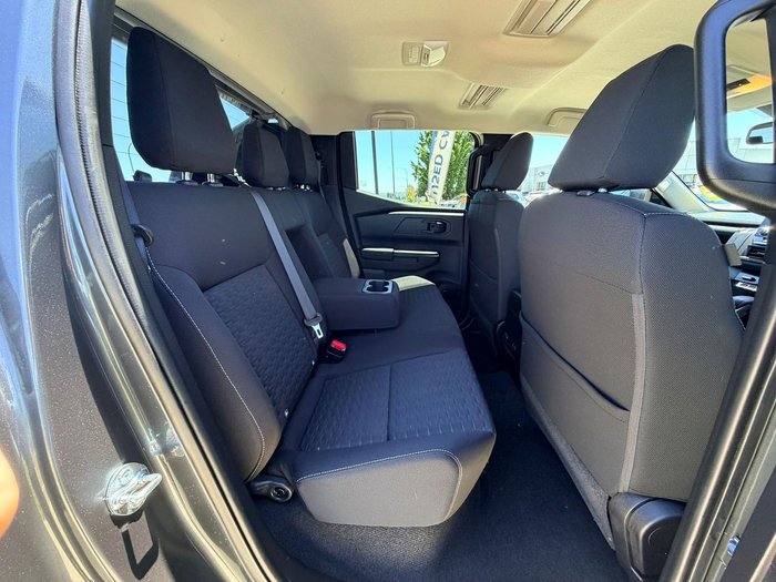 2025 Mitsubishi Triton GLX-R