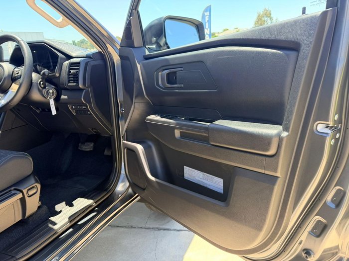 2025 Mitsubishi Triton GLX-R