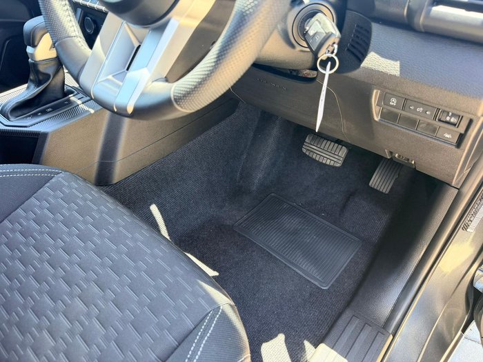 2025 Mitsubishi Triton GLX-R