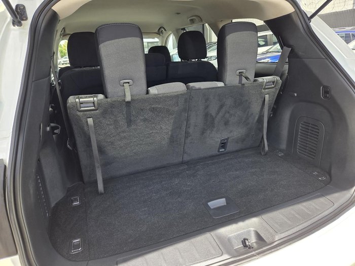 2018 Nissan Pathfinder ST