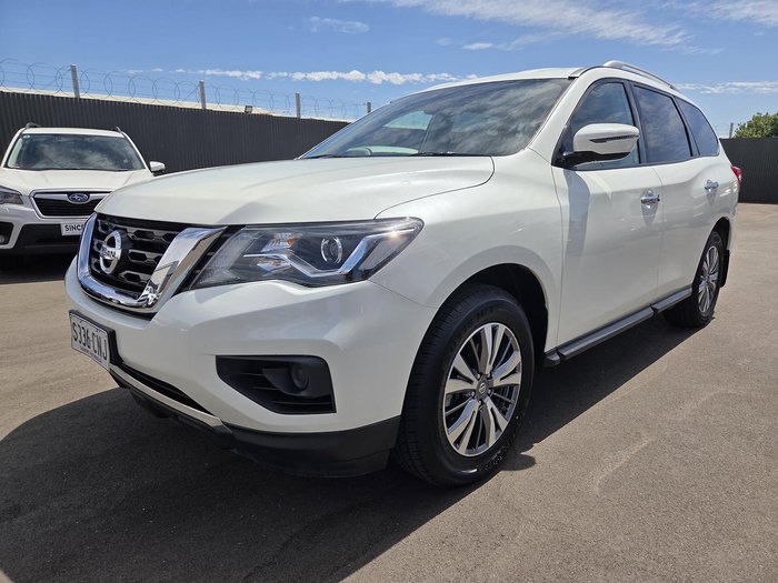2018 Nissan Pathfinder ST
