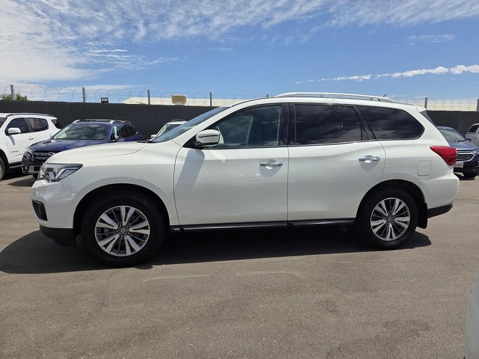 2018 Nissan Pathfinder ST