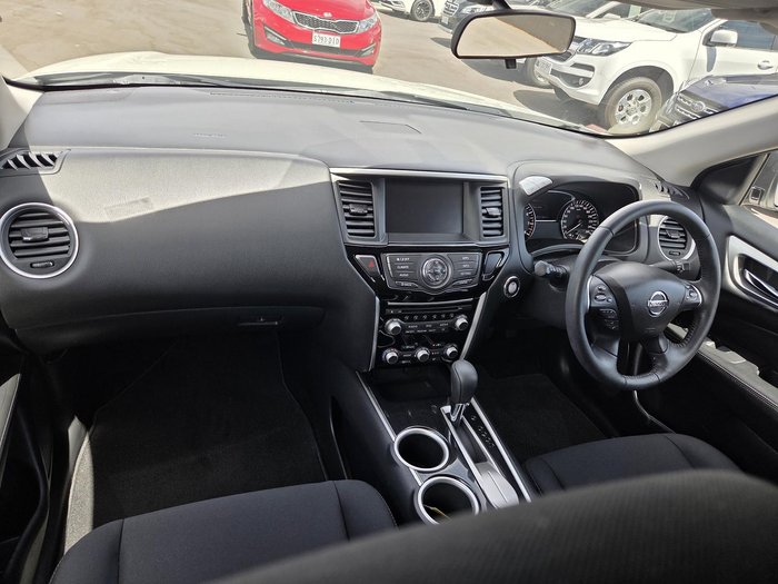 2018 Nissan Pathfinder ST