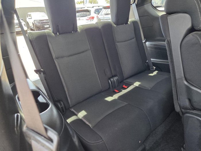 2018 Nissan Pathfinder ST