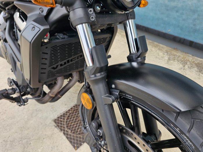 2022 Kawasaki VULCAN S Black