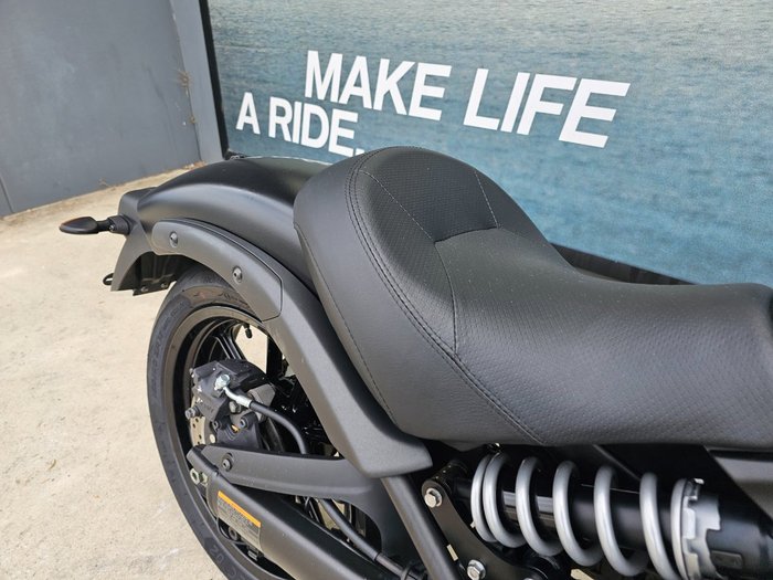 2022 Kawasaki VULCAN S Black