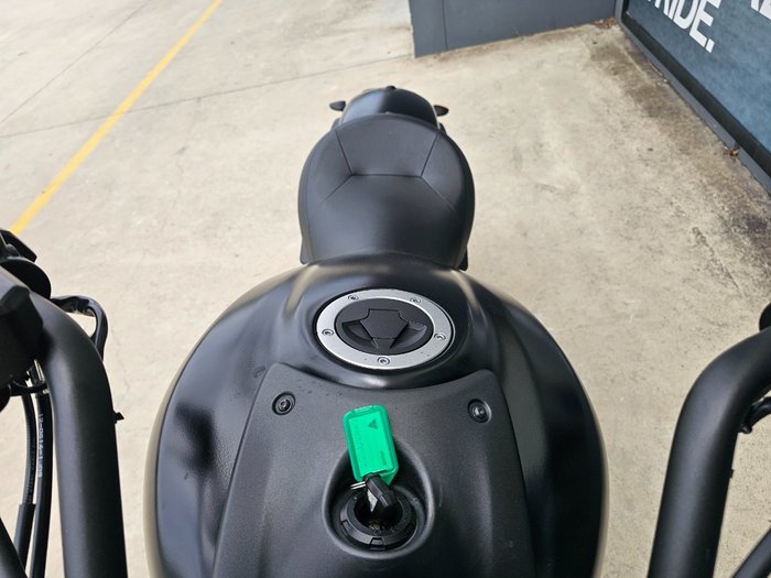 2022 Kawasaki VULCAN S Black