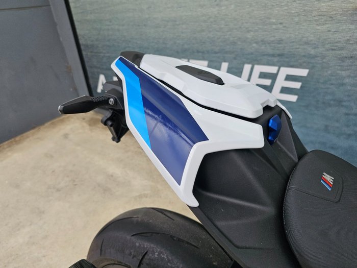 2024 BMW Motorrad S 1000 R M-SPORT White