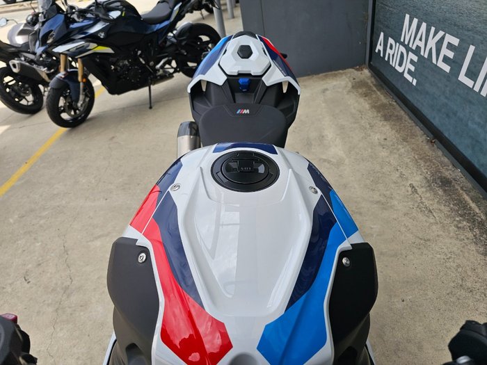 2024 BMW Motorrad S 1000 R M-SPORT White