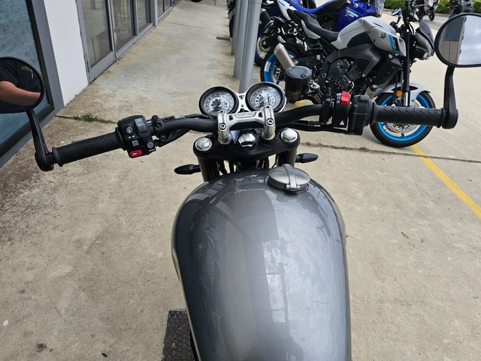 2019 Triumph SPEED TWIN Silver